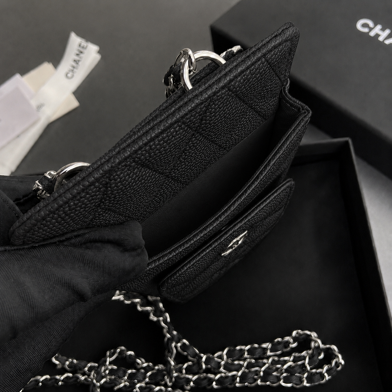 CC CROSSBODY FUNDA NEGRO CON PLATA