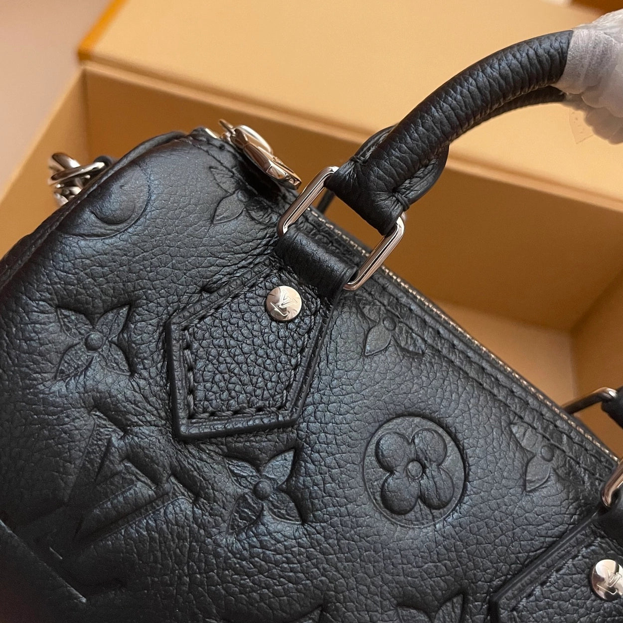 LL NANO SPEEDY NEGRO