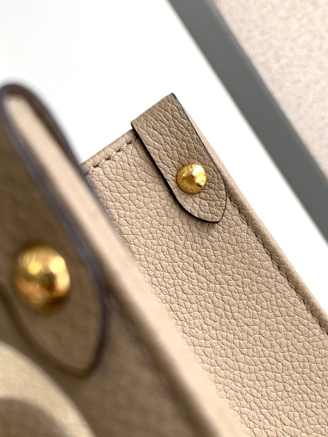 LL ON THE GO BEIGE