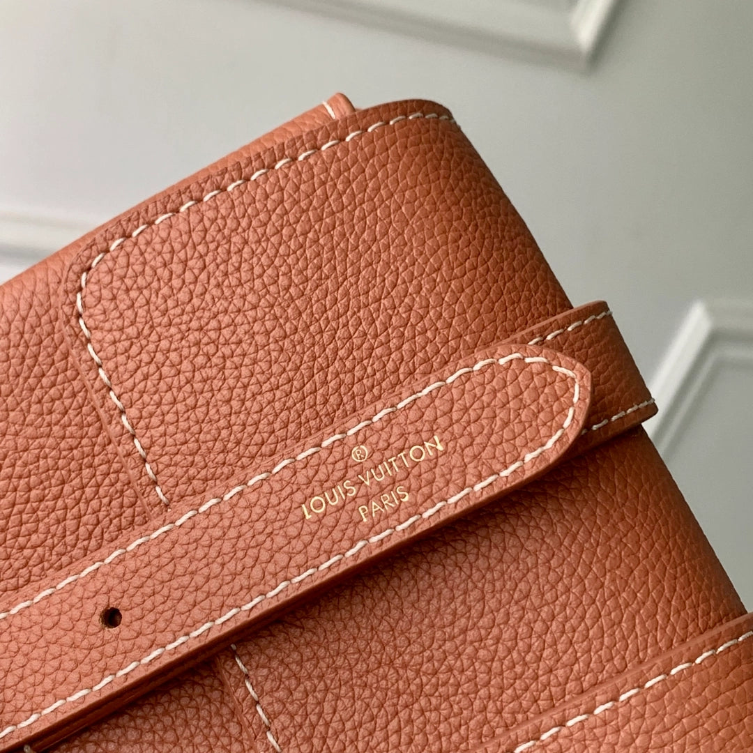 LL WALLET ON CHAIN LOW KEY CAFE