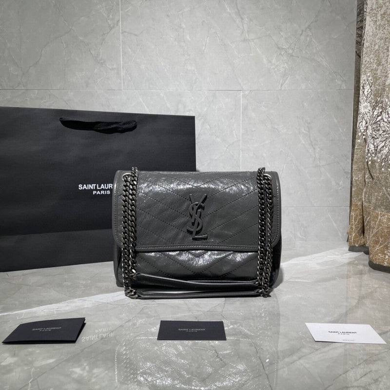 YL NIKI GRIS OBSCURO