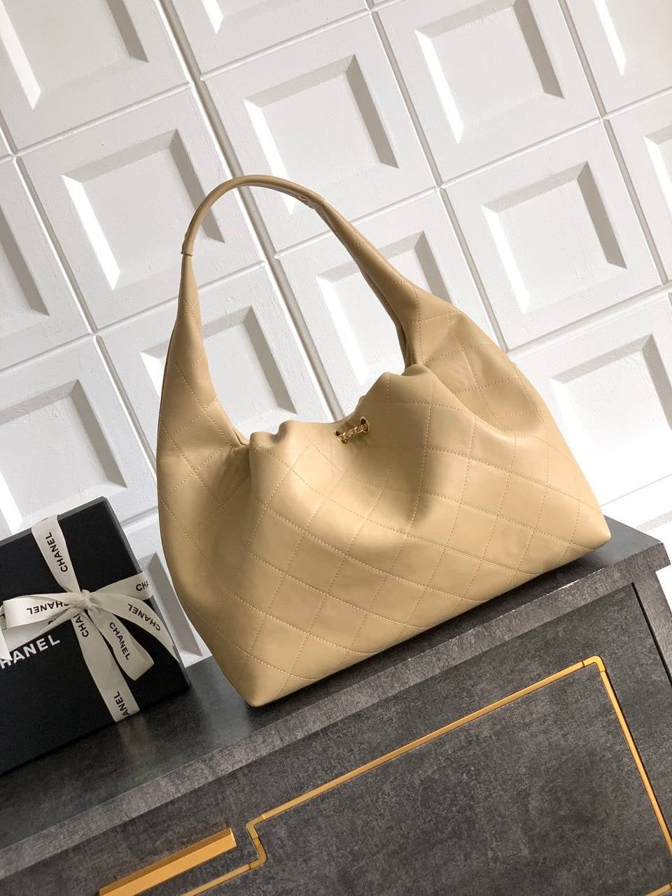 CC HOBO BEIGE