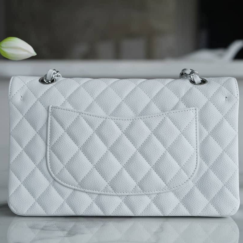 CC FLAP BAG 26 BLANCA CAVIAR
