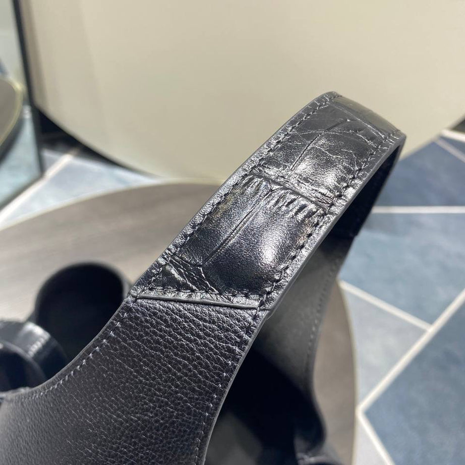 GY G HOBO MEDIUM NEGRO