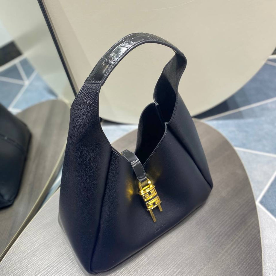 GY G HOBO MEDIUM NEGRO