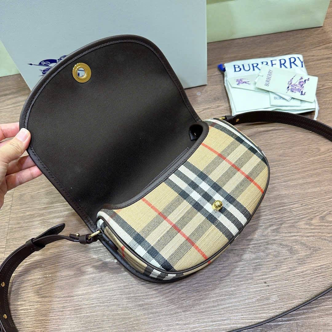 BRRY HIGHLANDS CROSSBODY