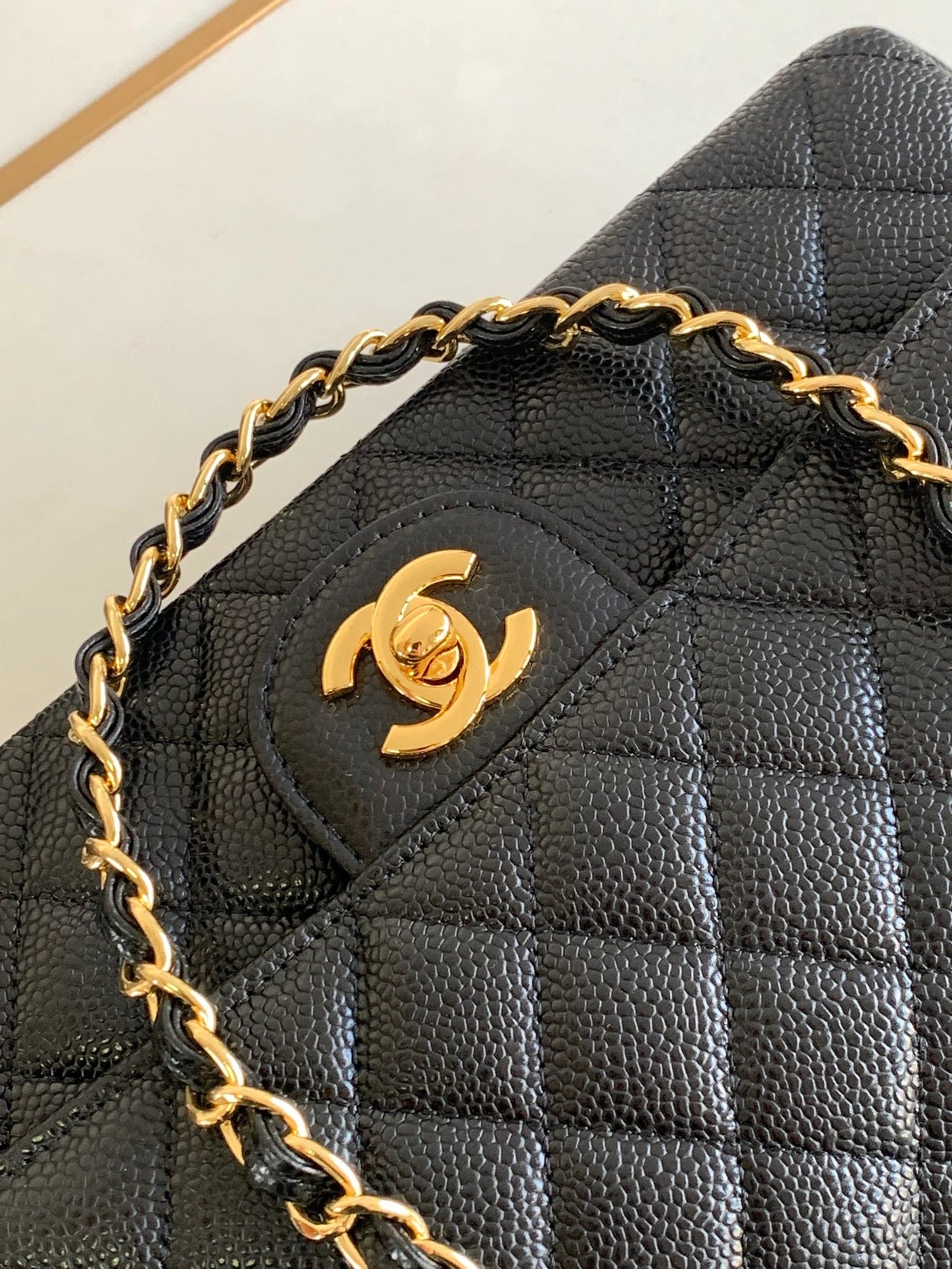CC CLASSIC FLAP NEGRO