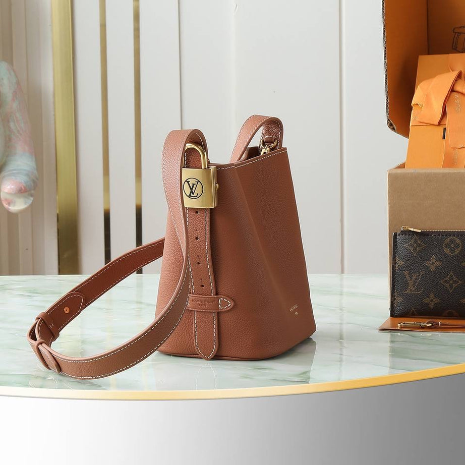 LL LOW KEY ALL IN BB CAFE