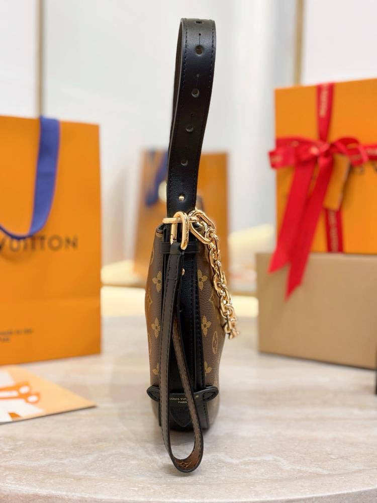 LL COOKIE BB MONOGRAM