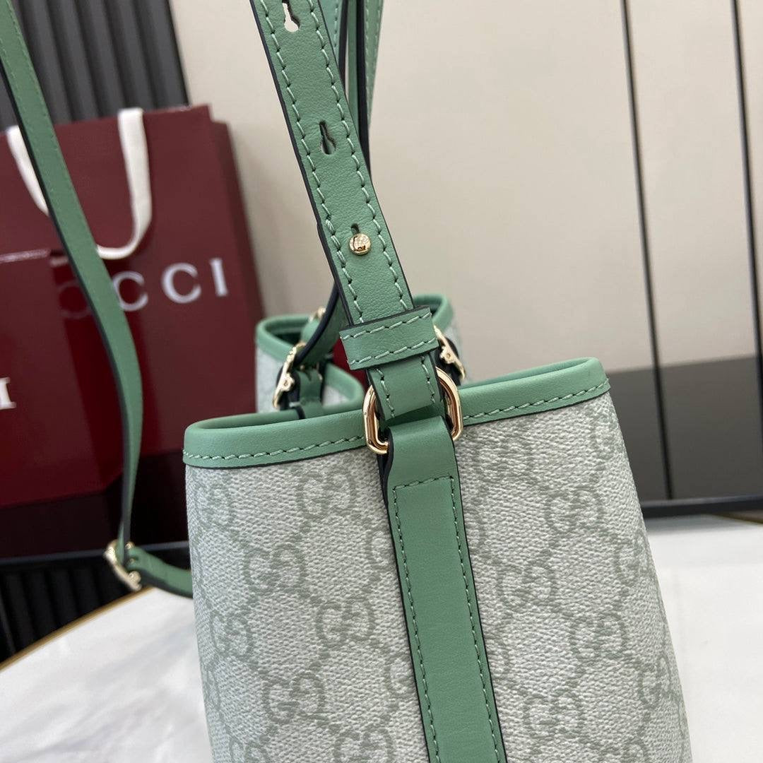 GU TOTE GRANDE EMBLEM VERDE