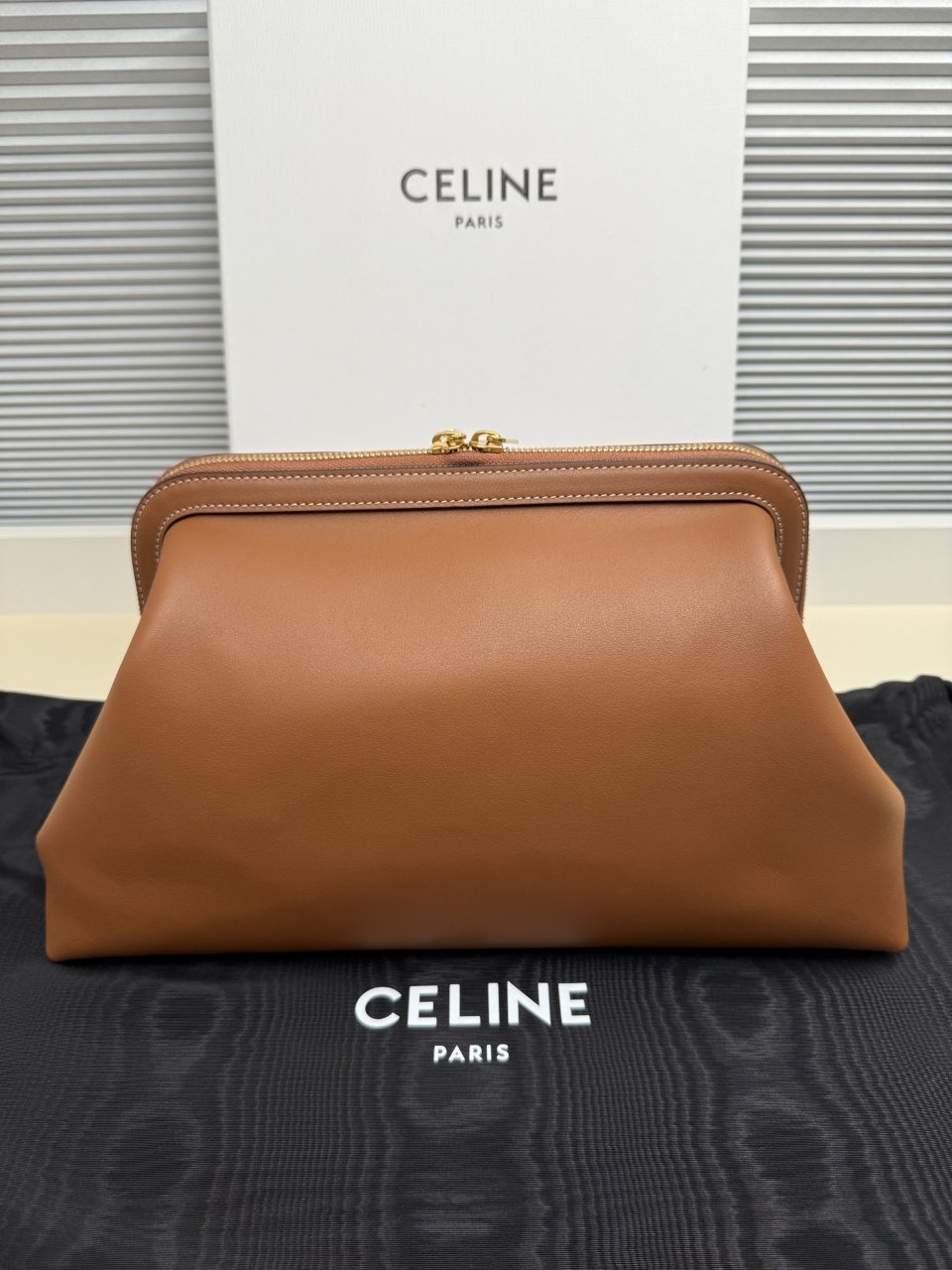 CL DOCTORS POUCH CAFE