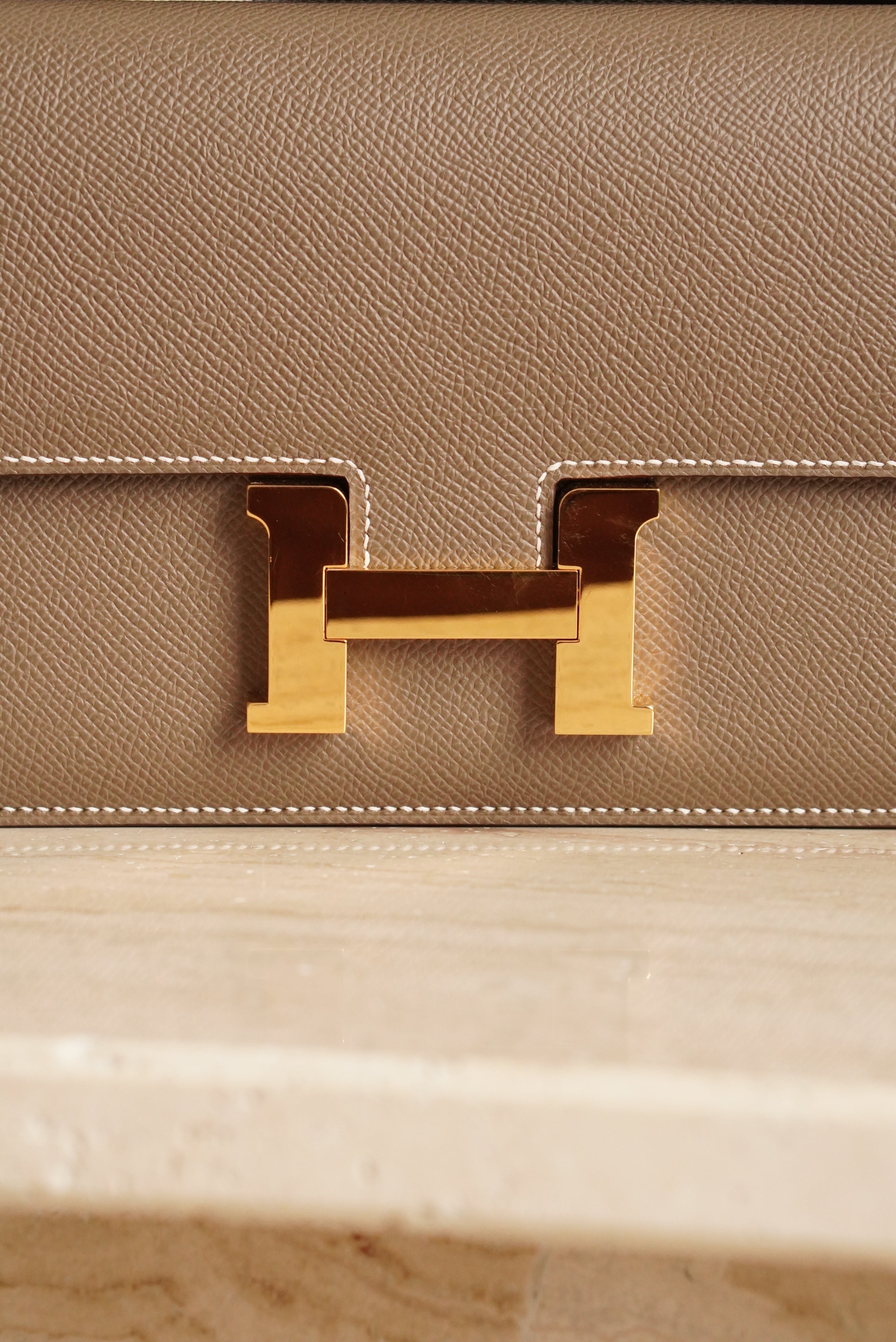 H CONSTANCE TO GO WALLET