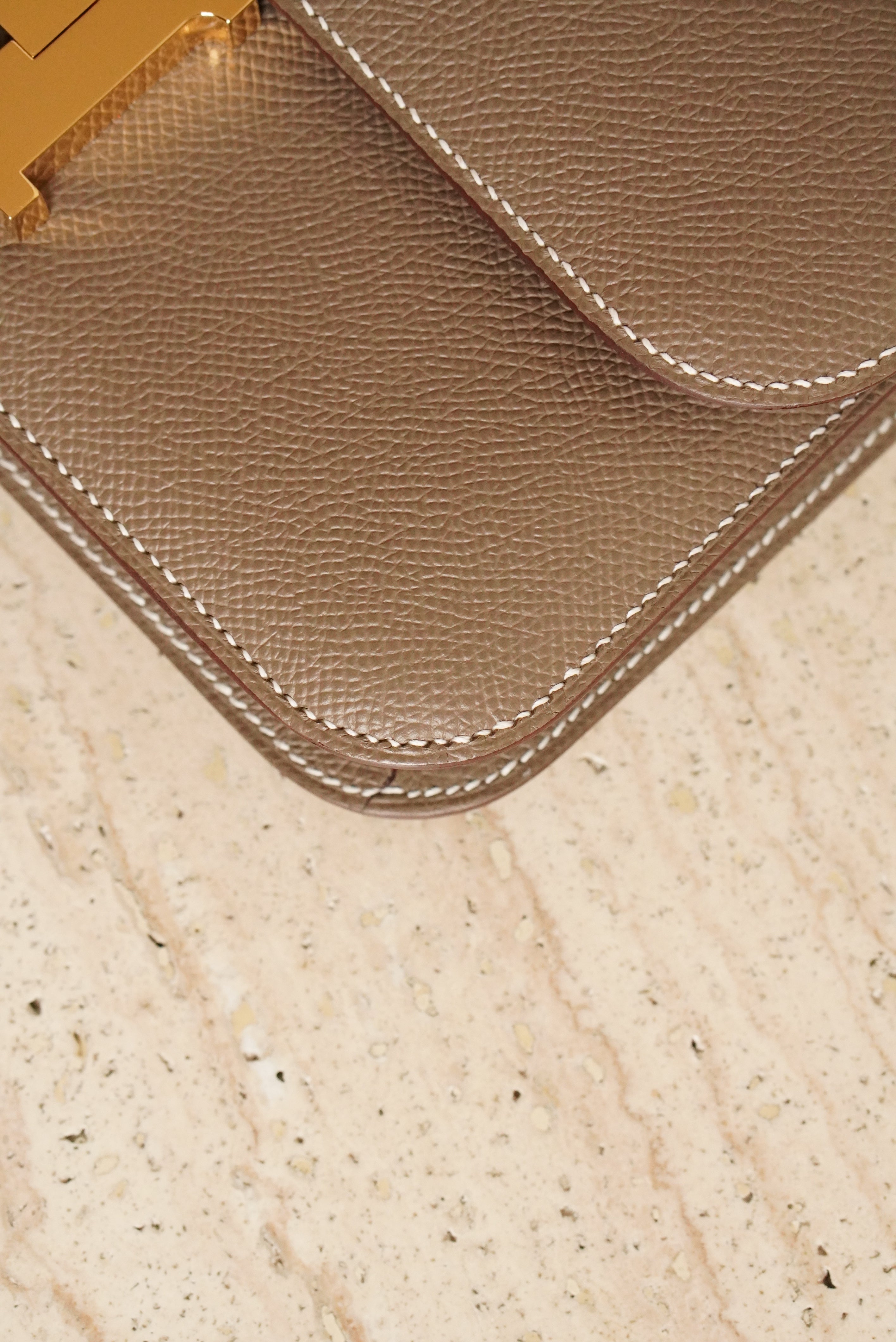 H CONSTANCE TO GO WALLET