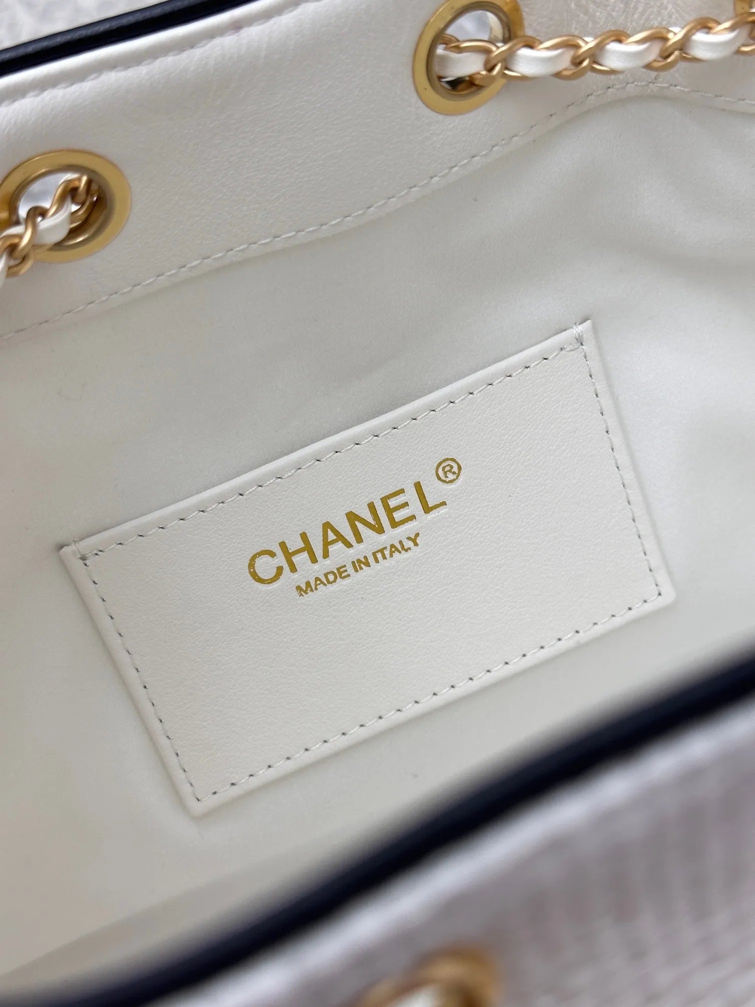 CC 25 PEQUEÑO BLANCA RAFFIA