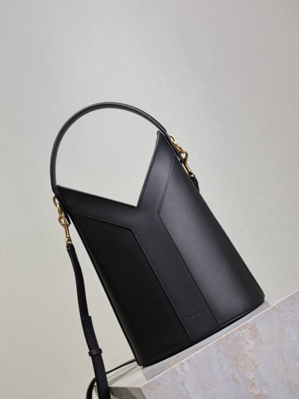 YL Y TOP HANDLE BUCKET