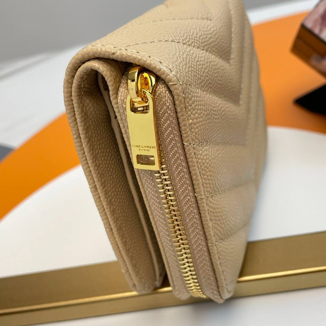 YL CARTERA NUDE