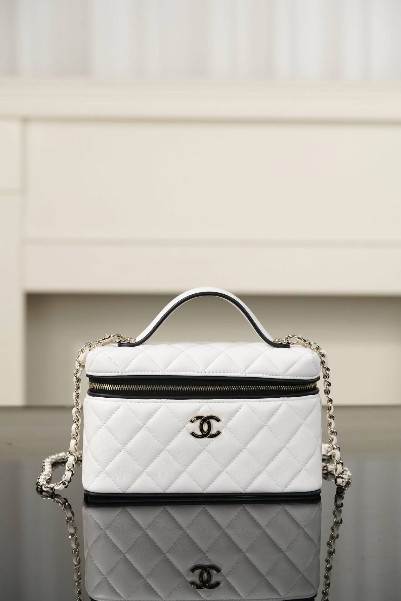CC VANITY BLANCO