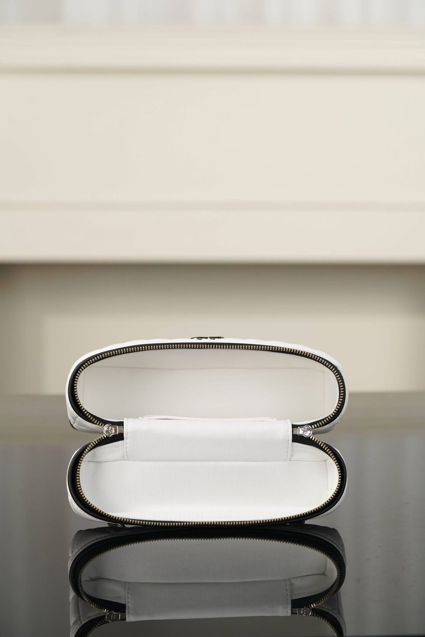 CC VANITY BLANCO