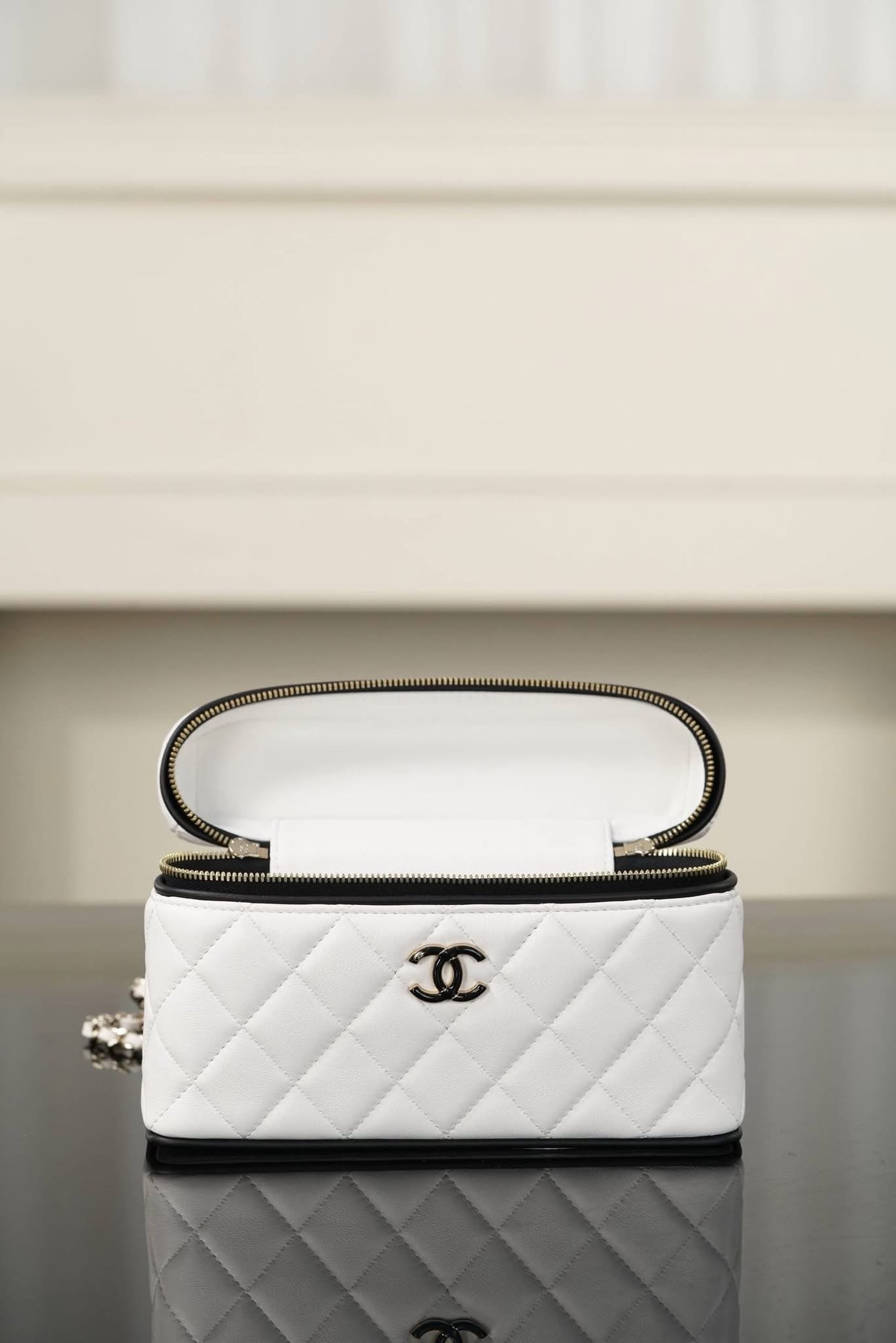 CC VANITY BLANCO