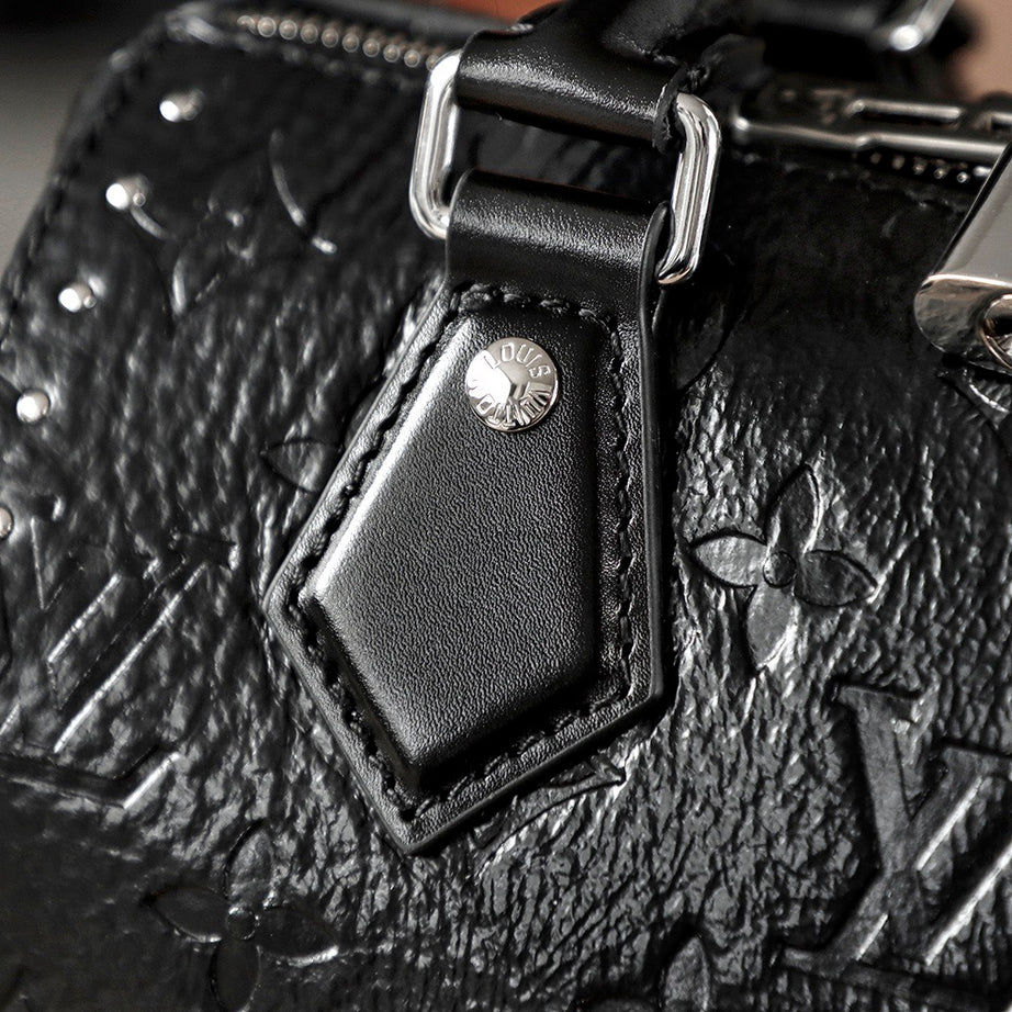 LL SPEEDY TRUNK NEGRO