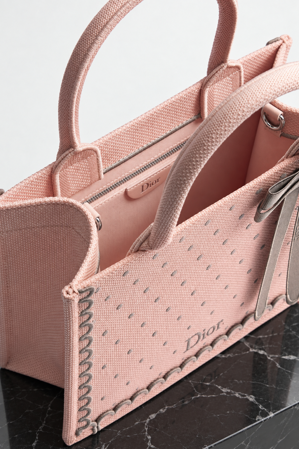 CD BOOK TOTE | ROSA