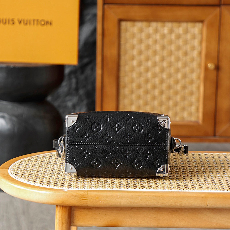 LL SPEEDY TRUNK NEGRO