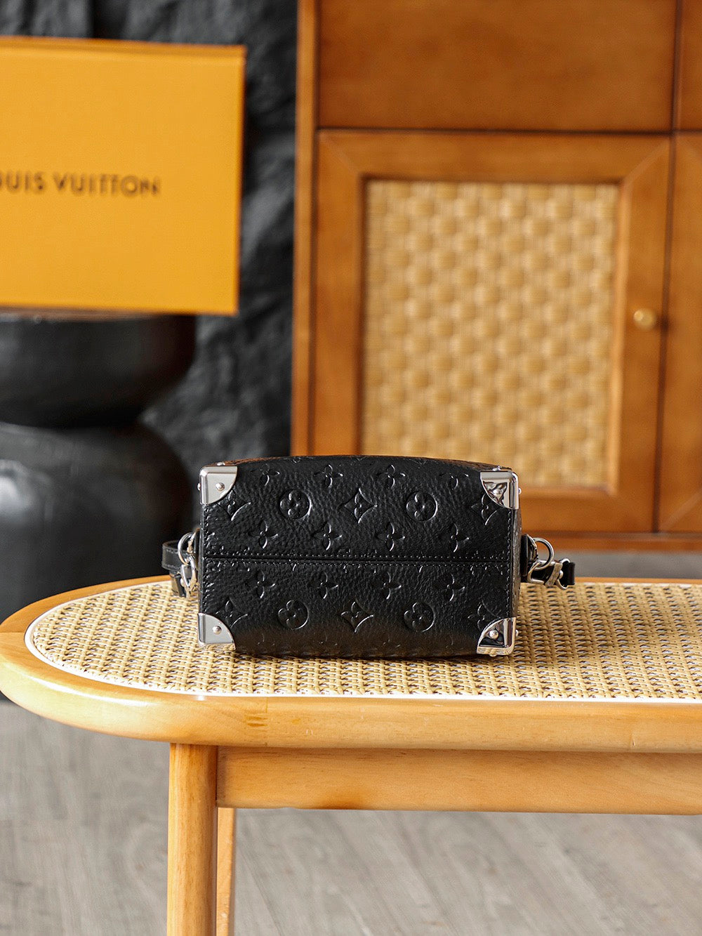 LL SPEEDY TRUNK NEGRO