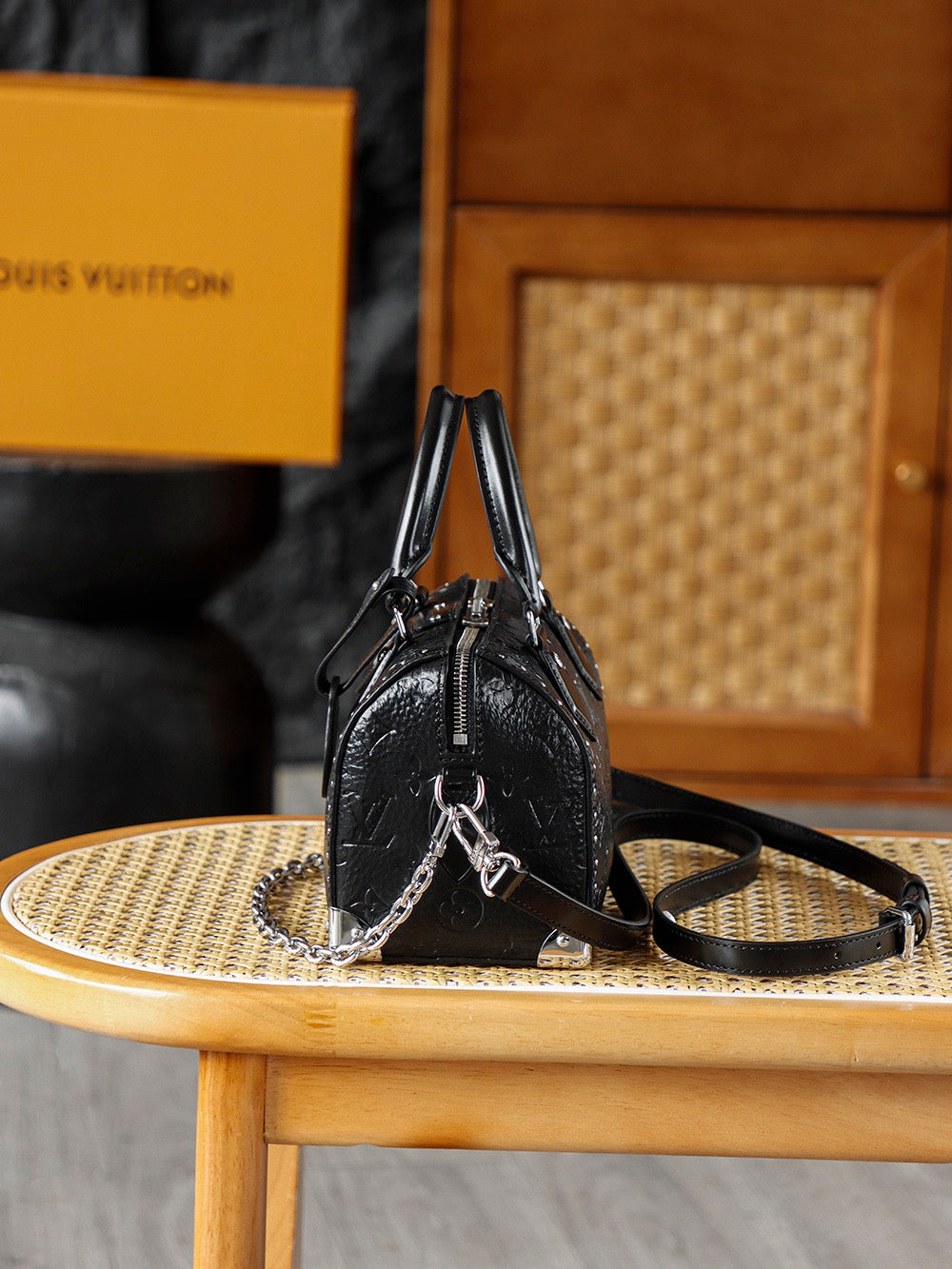 LL SPEEDY TRUNK NEGRO
