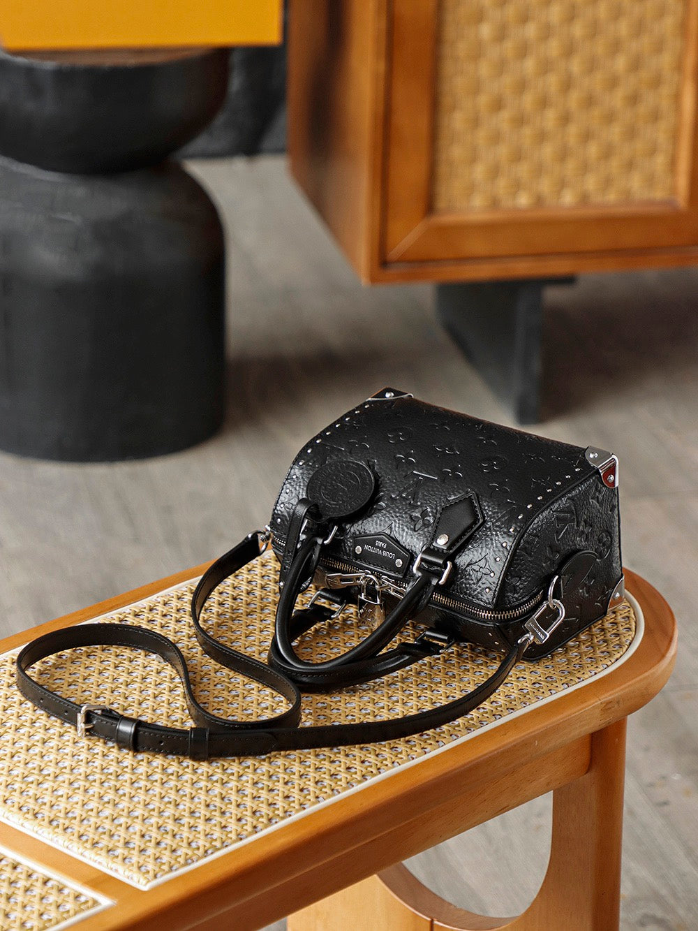 LL SPEEDY TRUNK NEGRO