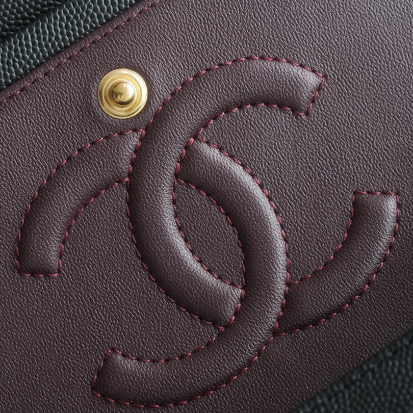 CC CLASSIC 26 FLAP CAVIAR | NEGRO HQ