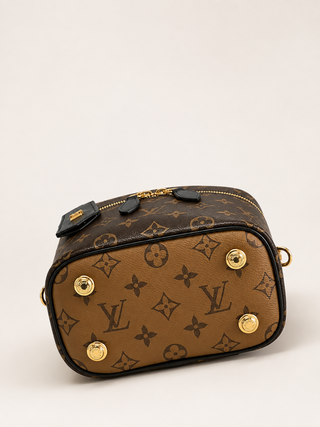 LL VANITY CHAIN