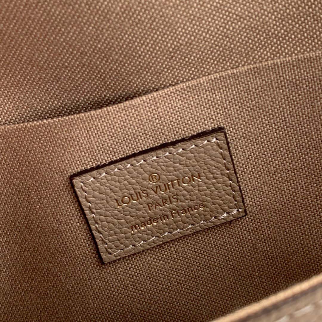 LL POCHETTE FELICE.