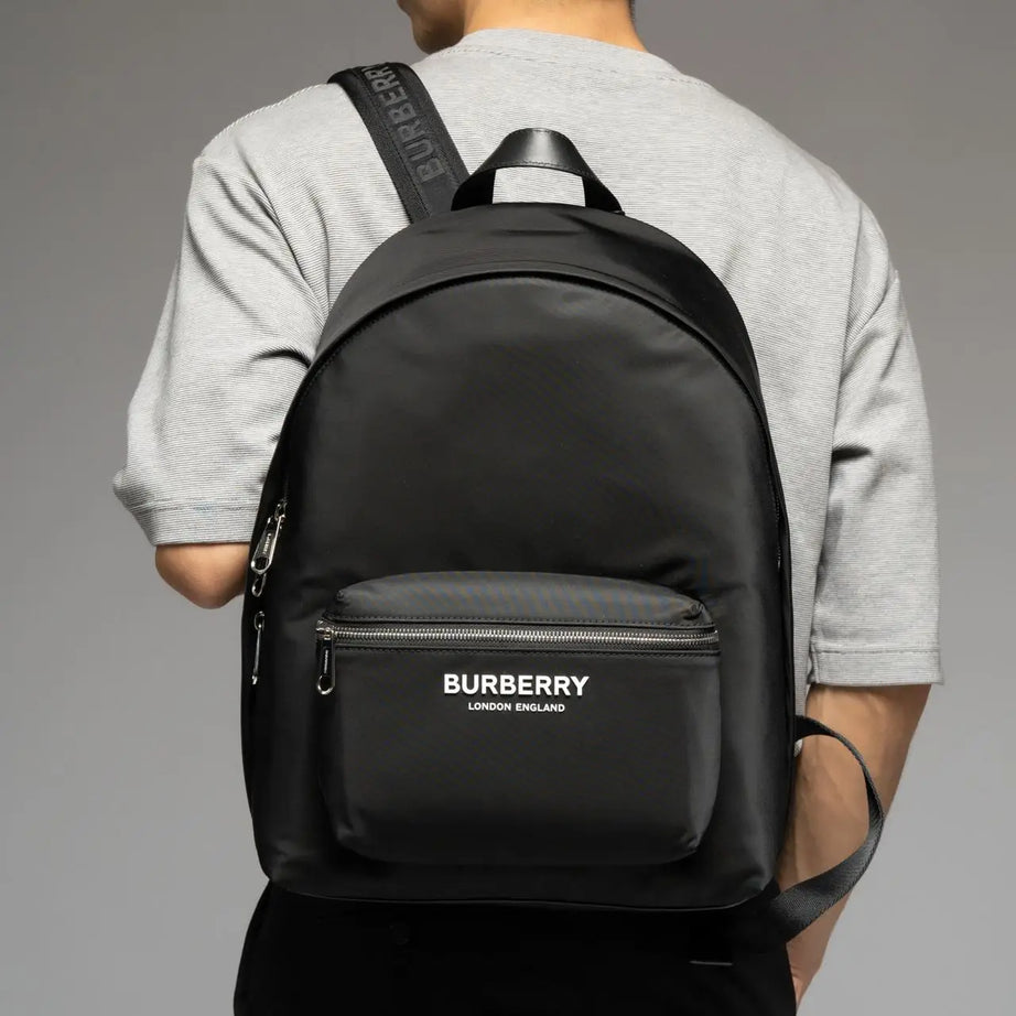 BOLSO BACKPACK NEGRA