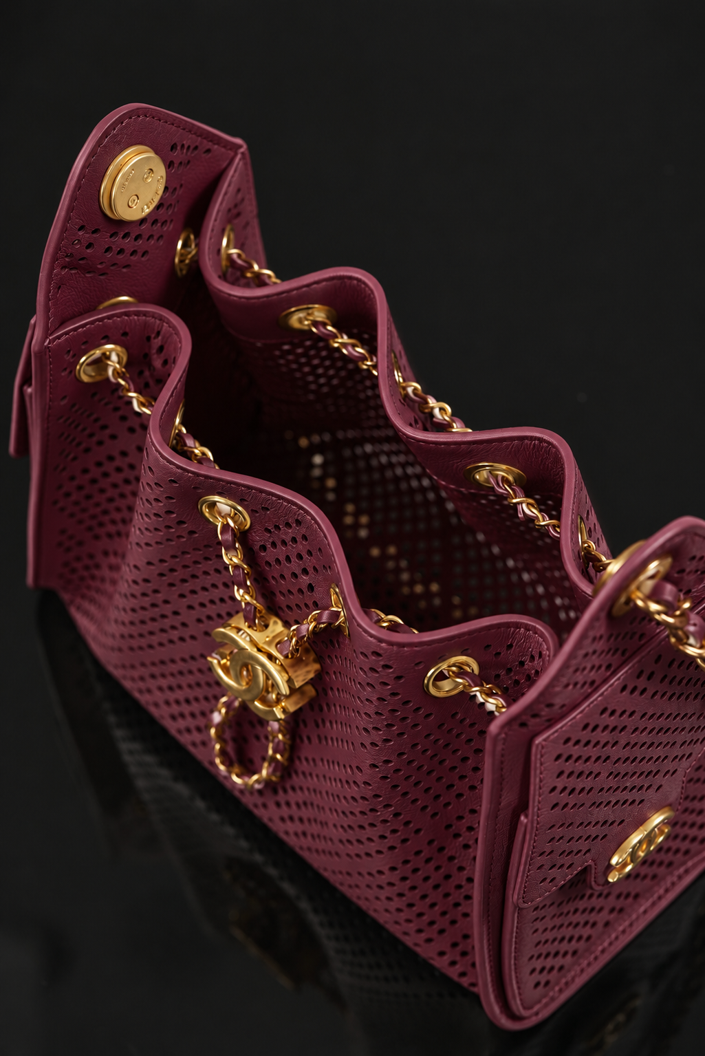 CC 25 HOBO | VINO