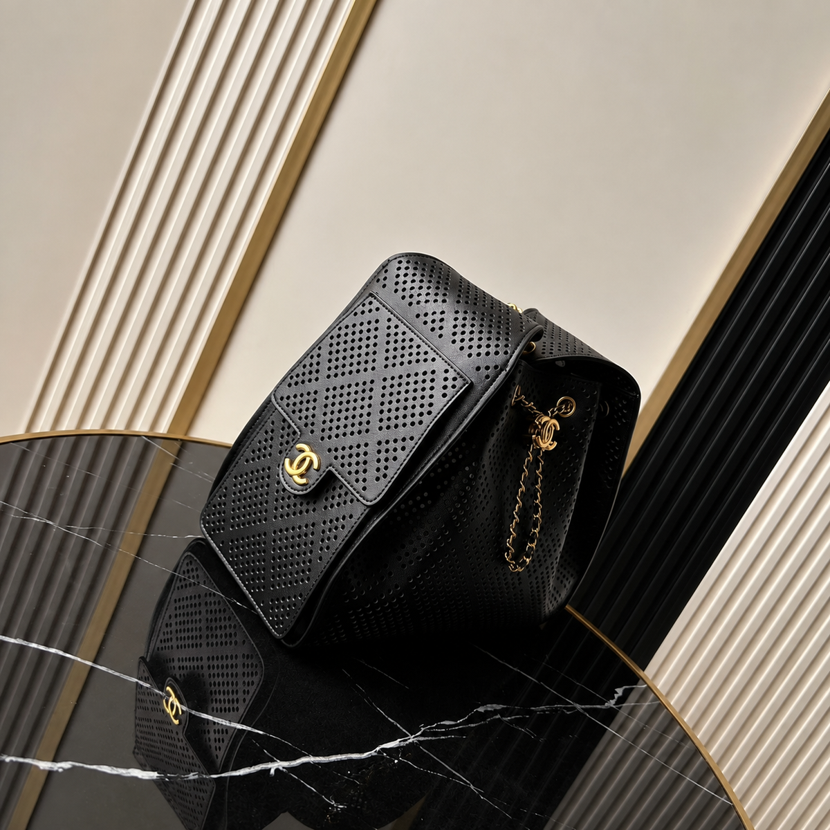 CC 25 HOBO | NEGRO