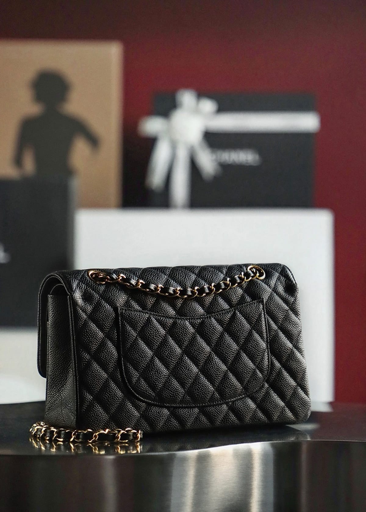 CC CLASSIC 26 FLAP CAVIAR | NEGRO HQ