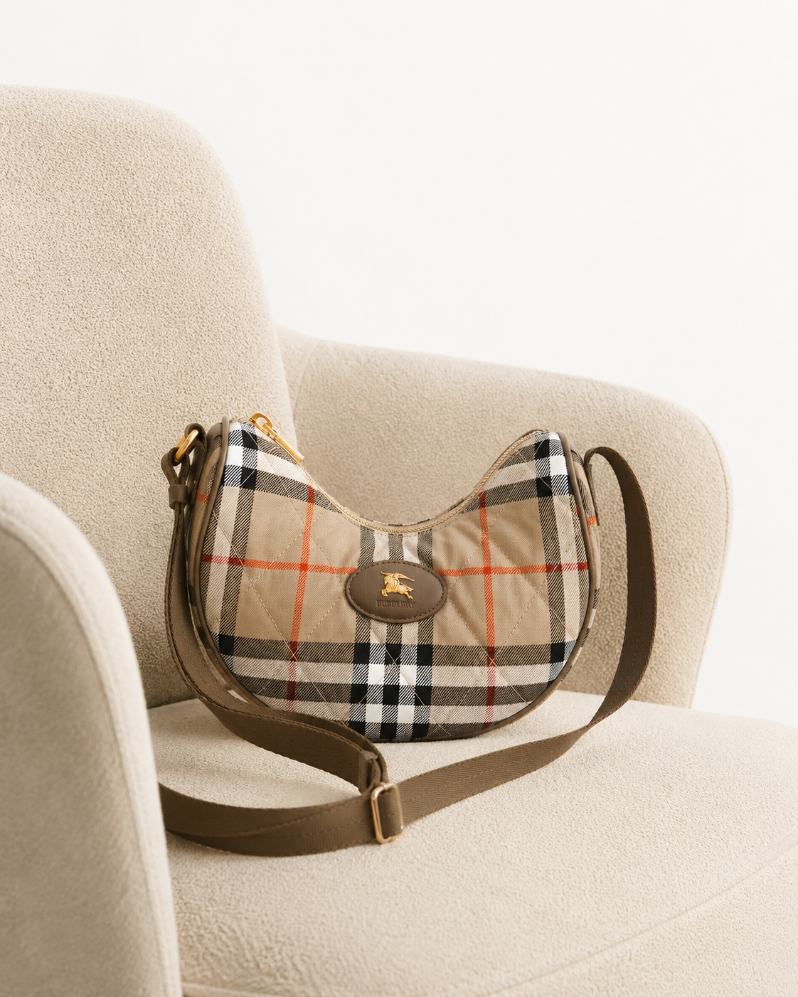 BRRY HOSESHOE CROSSBODY