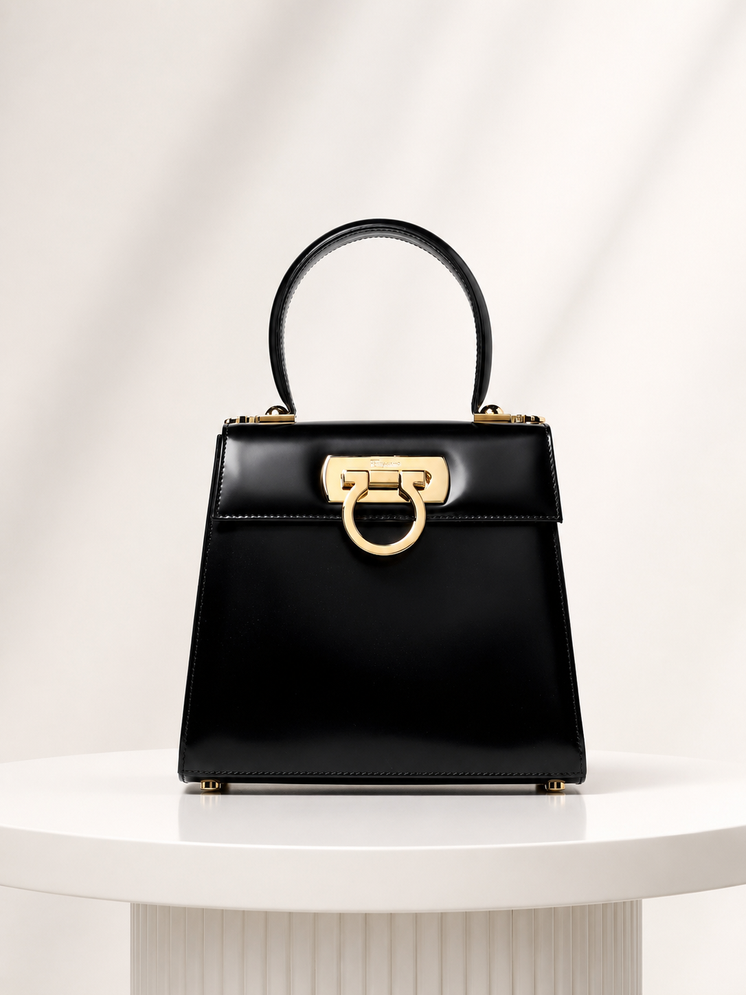 F ICONIC TOP HANDLE NEGRO