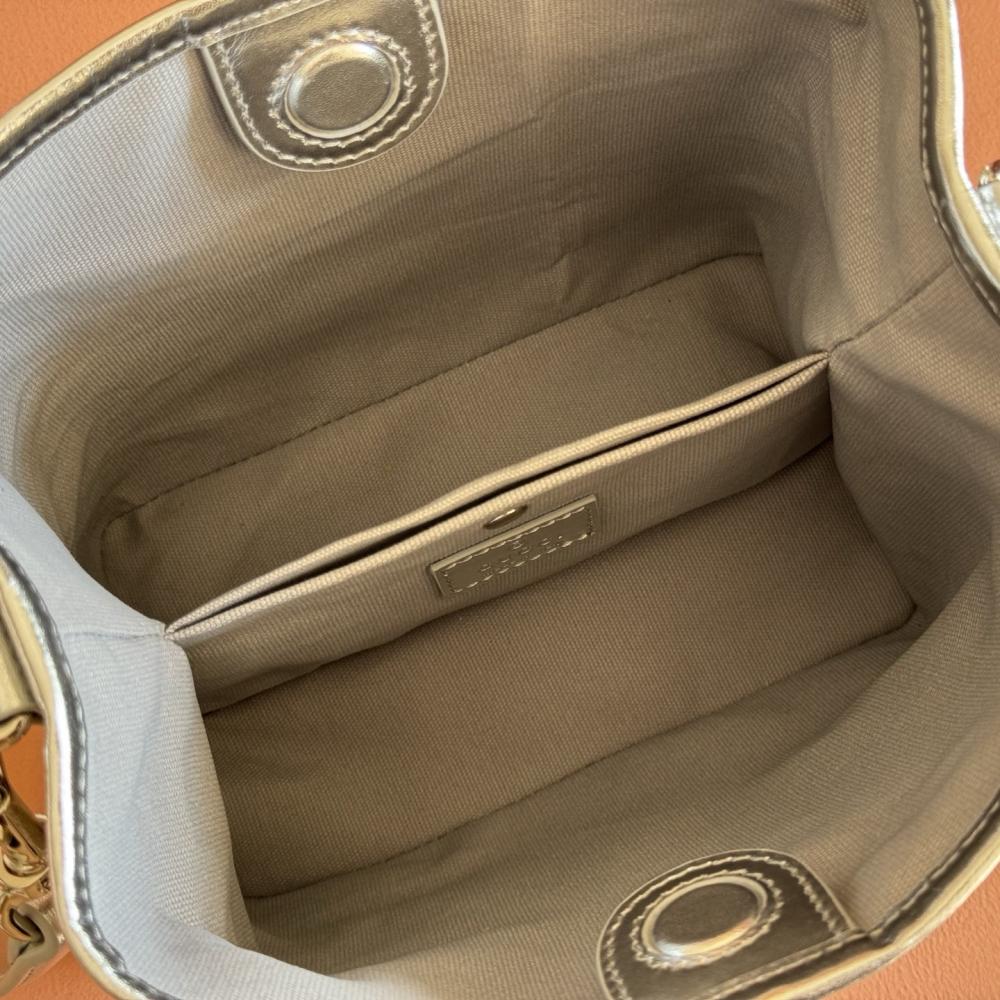 GU BUCKET