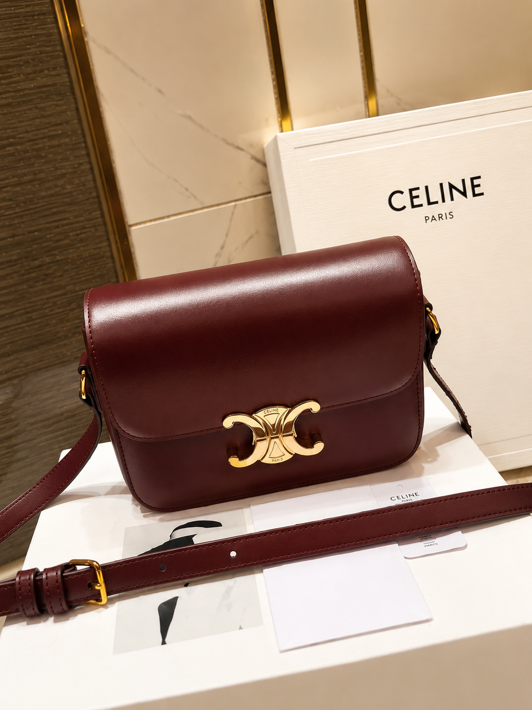 CL TRIOMPHE VINO