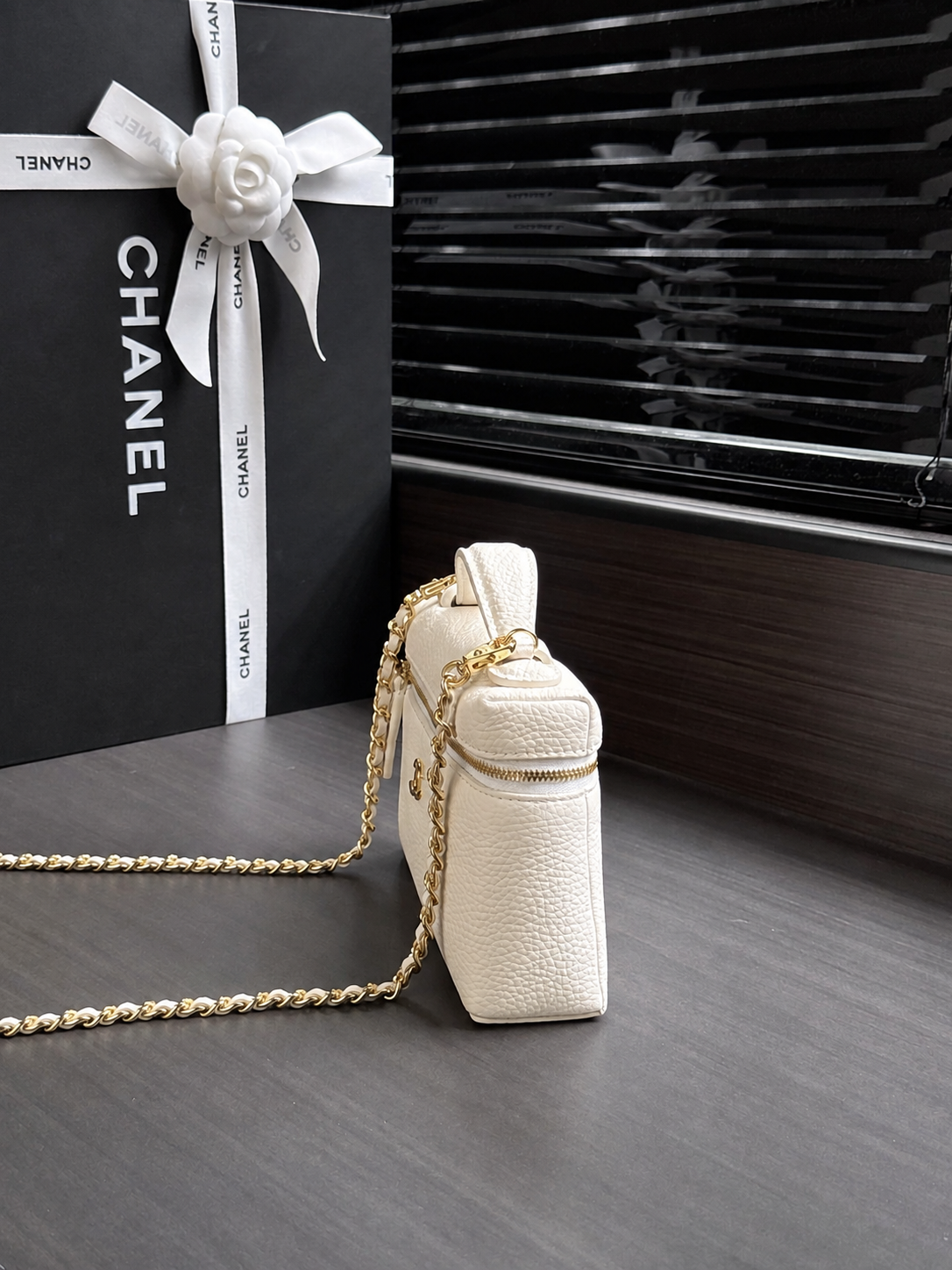 CC VANITY BLANCA