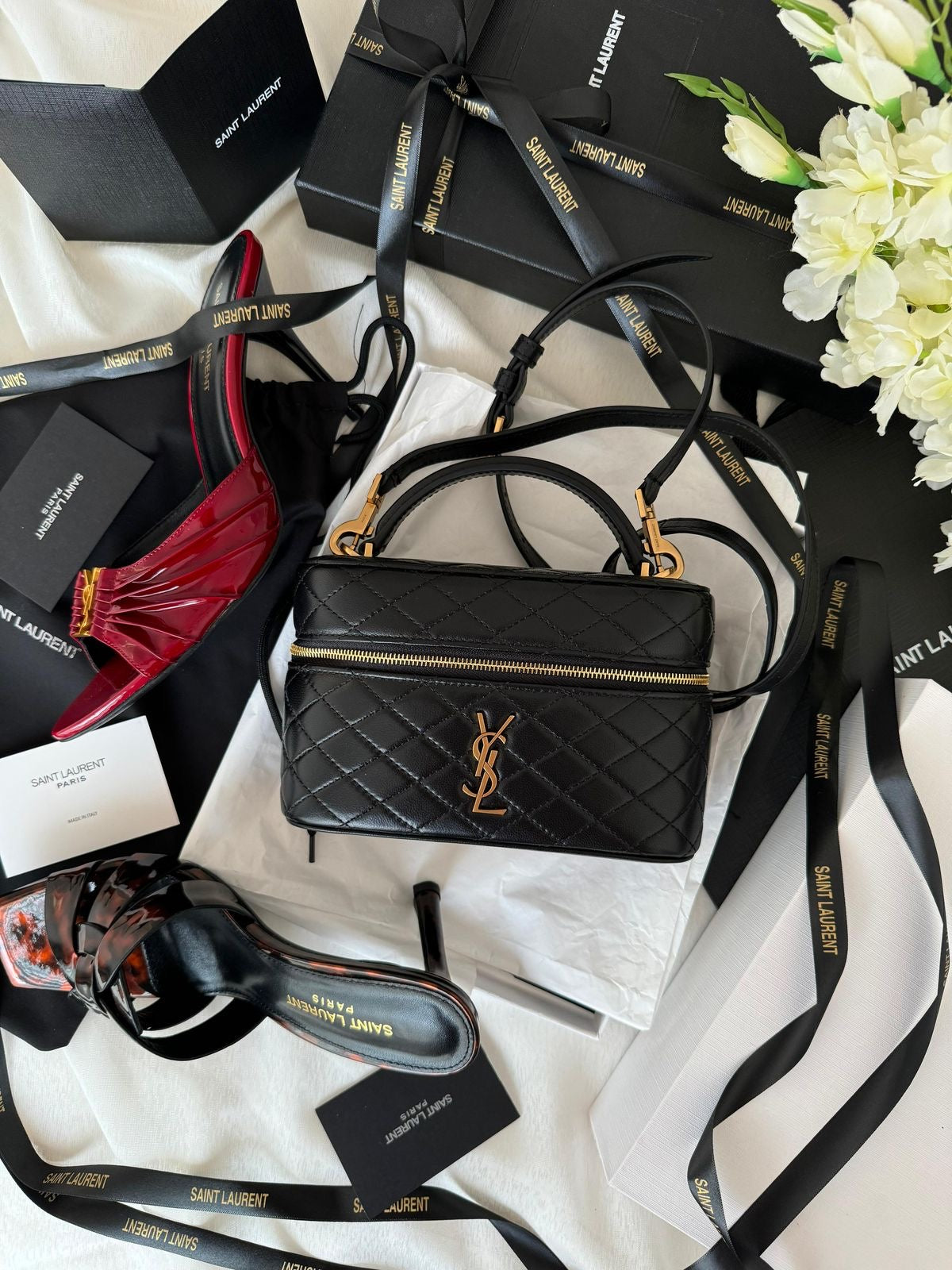 YL GABY VANITY