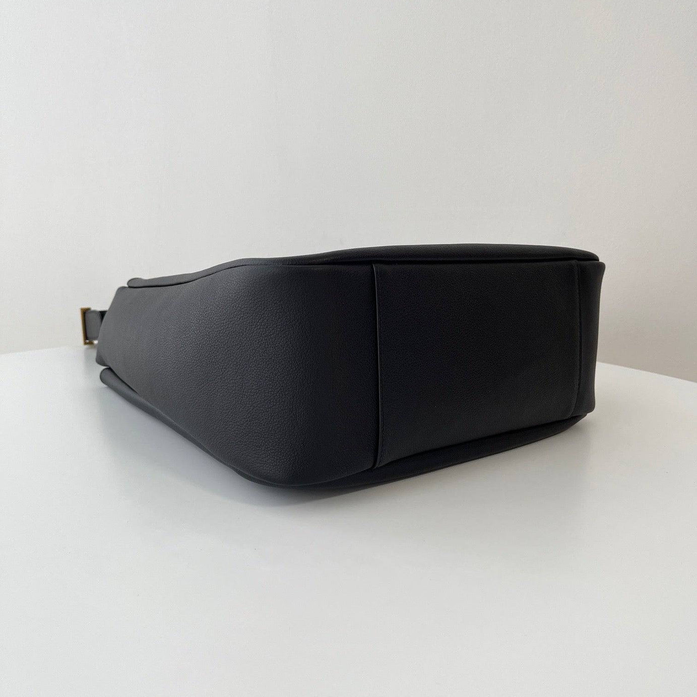 YL LE 5 A 7 LARGE NEGRO