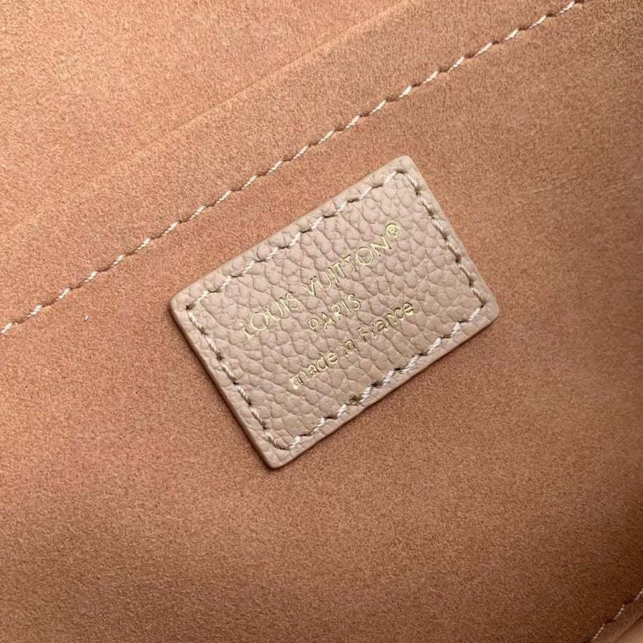 LL POCHETTE FELICE