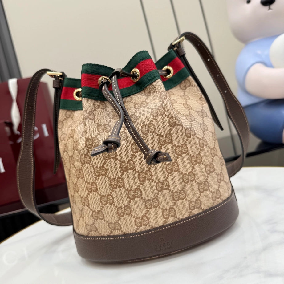GU BUCKET VENICE
