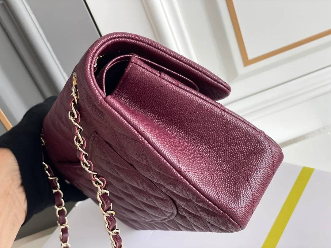 CC FLAP BAG 26 VINO CAVIAR