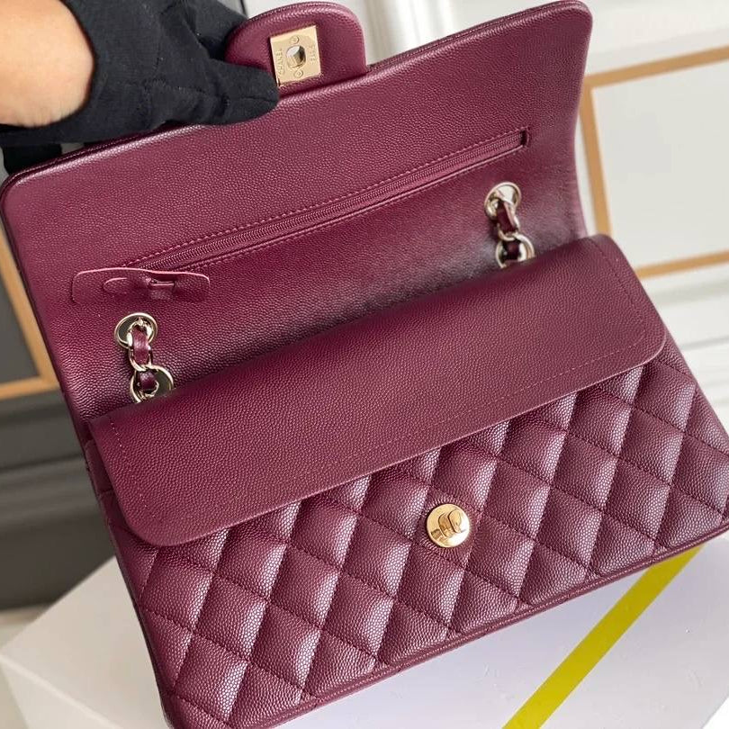 CC FLAP BAG 26 VINO CAVIAR
