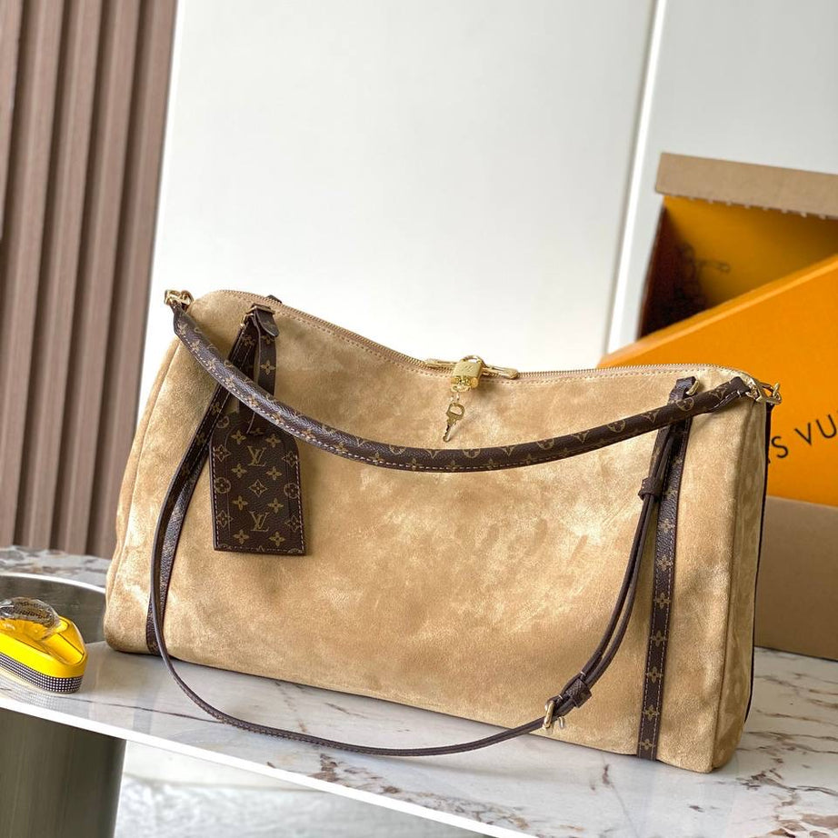 LL EXPRESS TRAVEL CAFÉ