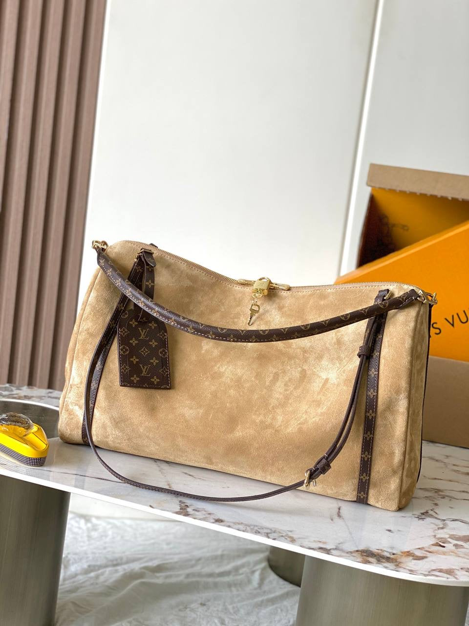 LL EXPRESS TRAVEL CAFÉ