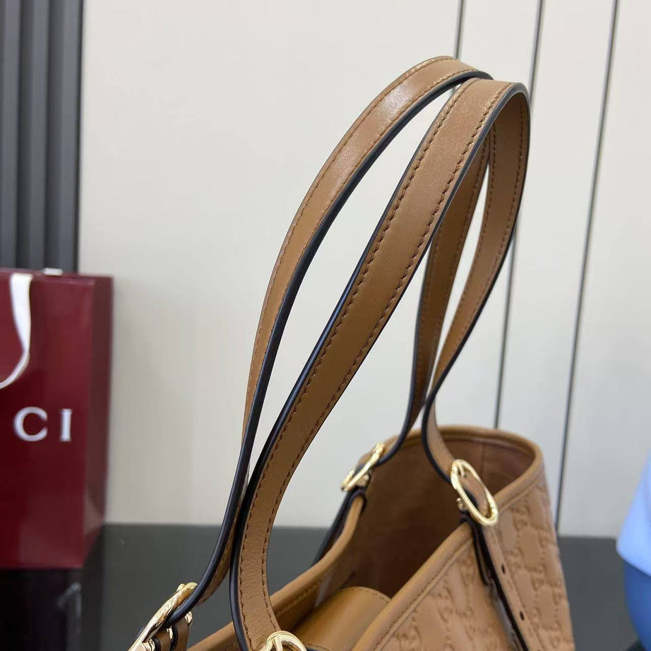 GU EMBLEM LARGE TOTE CAFE